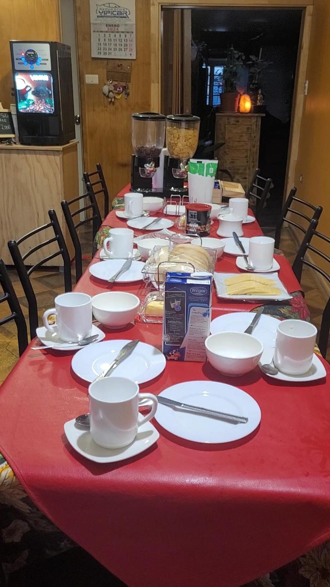 Hostal Traveltour El Campesino プエルト・ナタレス エクステリア 写真